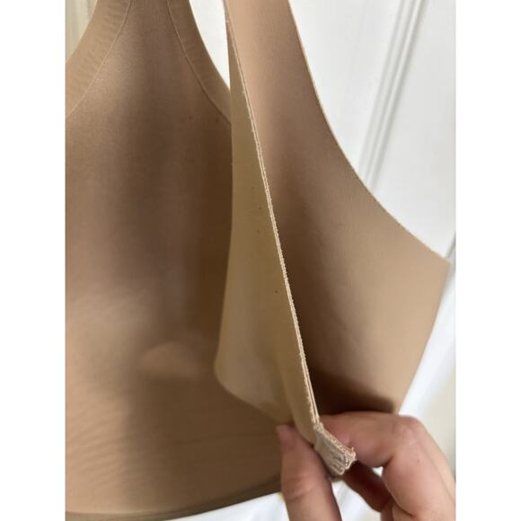 Soma Vanishing 360 Wireless Nude Bra Size 40DDD SEE DESC - Picture 9 of 11